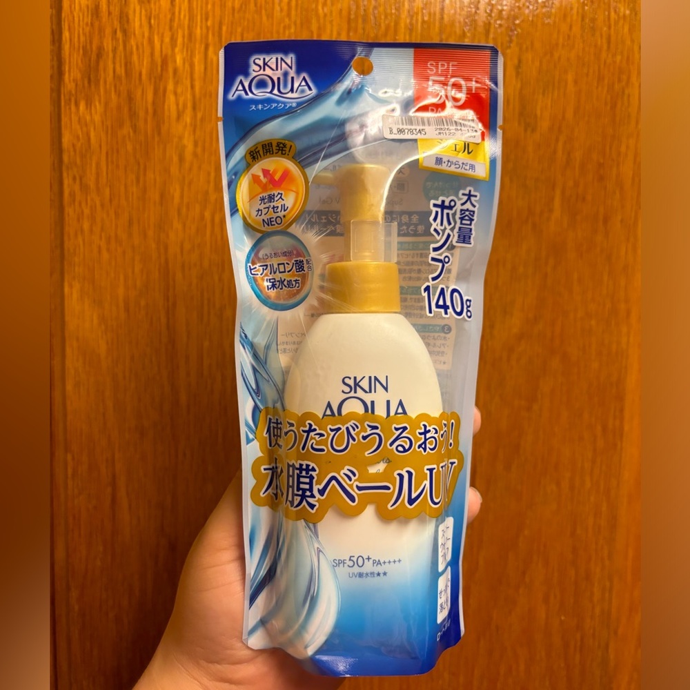 NEW Rohto Skin Aqua Super Moisture Gel Sunscreen SPF50+・PA++++ 140g
